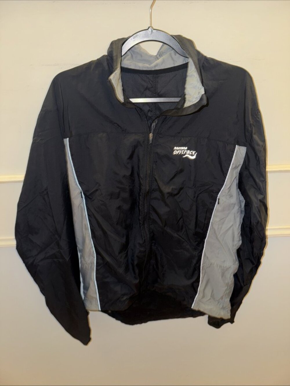 Norrona Off Track Jacket Mens Size S Full Zip Cycling Sport Black Windbreaker
